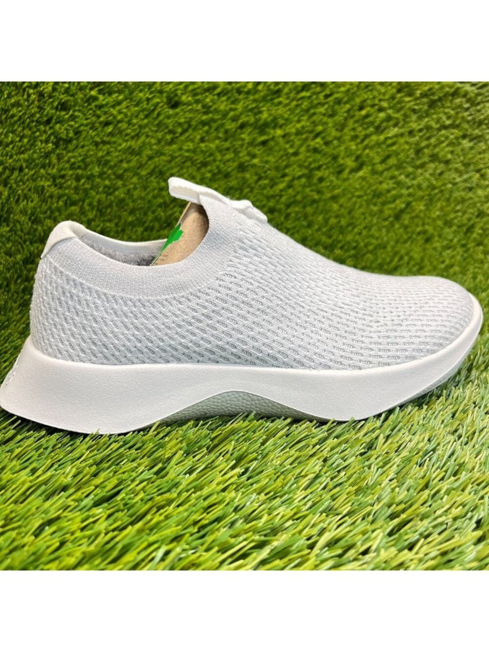 Allbirds Tree Dasher Womens Size 6 White Athletic Walking Slip-On Shoes Sneakers